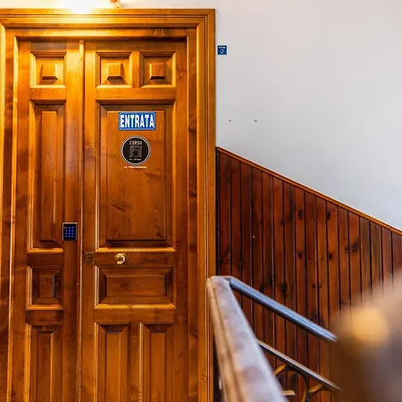 בית הארחה Corso 151