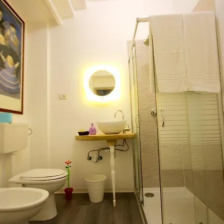 Corso 151 בית הארחה אולביה