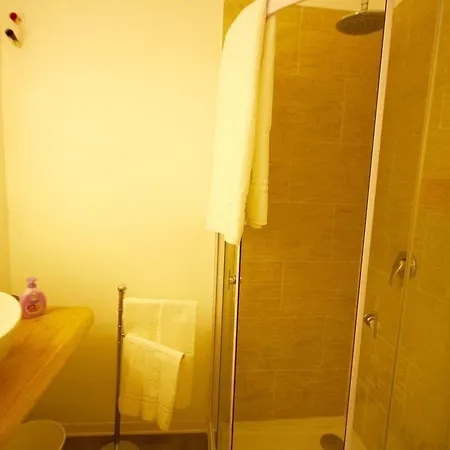 בית הארחה Corso 151 אולביה